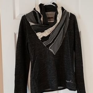 Desigual black sweater
